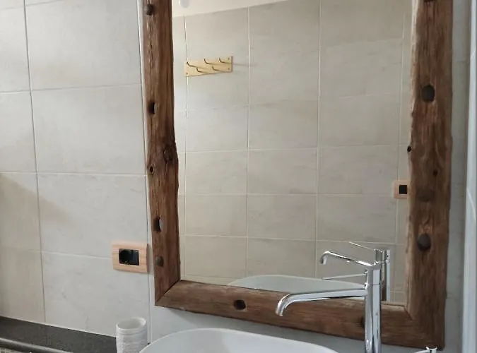 Feriehus La Casina Di Tati Mergozzo