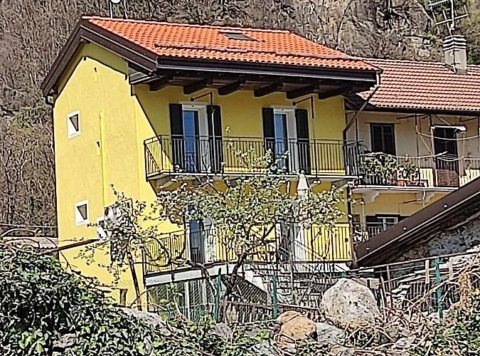 La Casina Di Tati Feriehus Mergozzo
